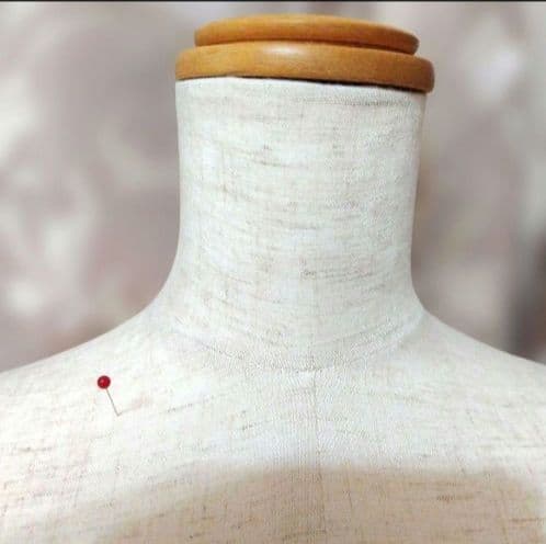 ピン針が刺せる　ボディ　トルソー　マネキン　台座の安定感抜群高141～175cm