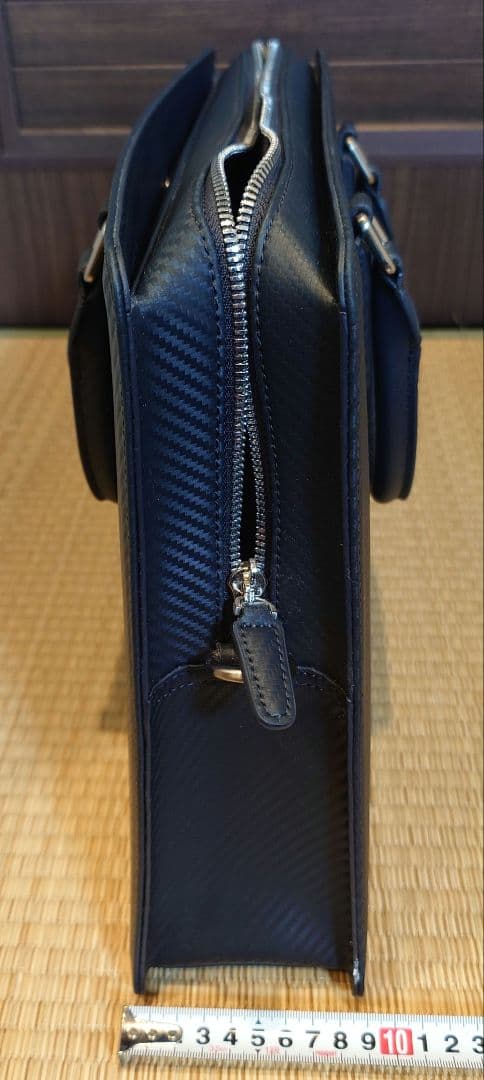 美品A4 DomTeporna イタリアンレザー メンズ ビジネスバック 薄マチ