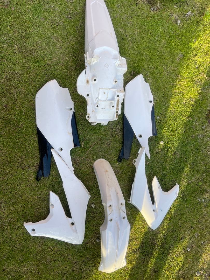 YZ250F 23年以前、外装セット、予備、練習用にもう少しプラスであげます。