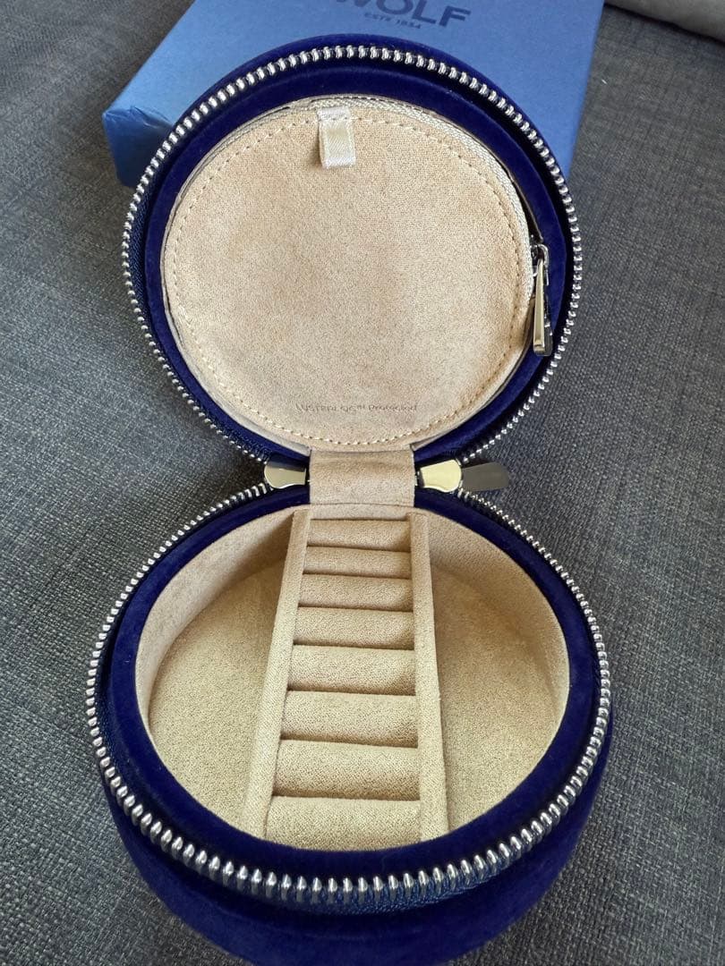 旅行かばん・小分けバッグ WOLF  ASSCHER