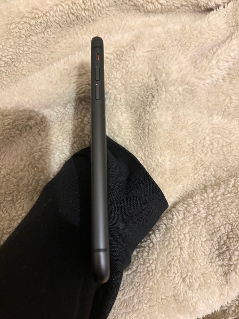 【美品】Apple iPhone 11 ブラック