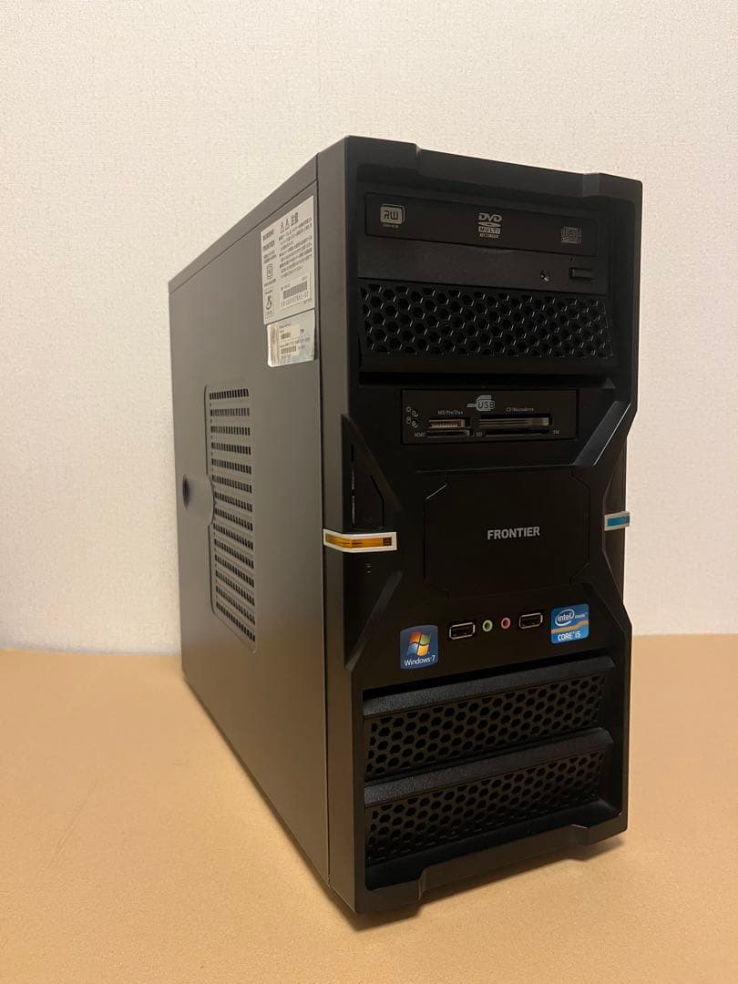 軽量、コンパクト♪ FRONTIER デスクトップPC