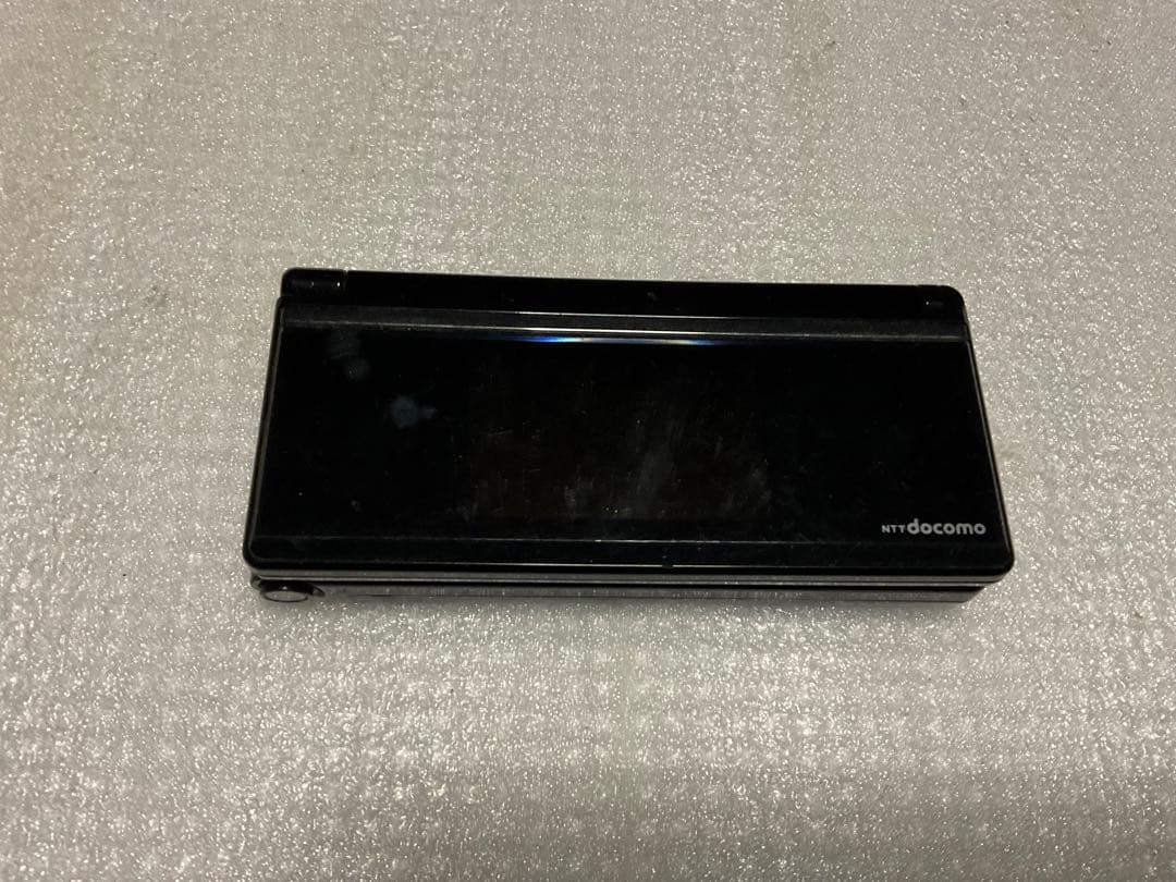 NTT docomo／ガラゲー携帯電話3機種。【使っていた物です　ジャンク品】。
