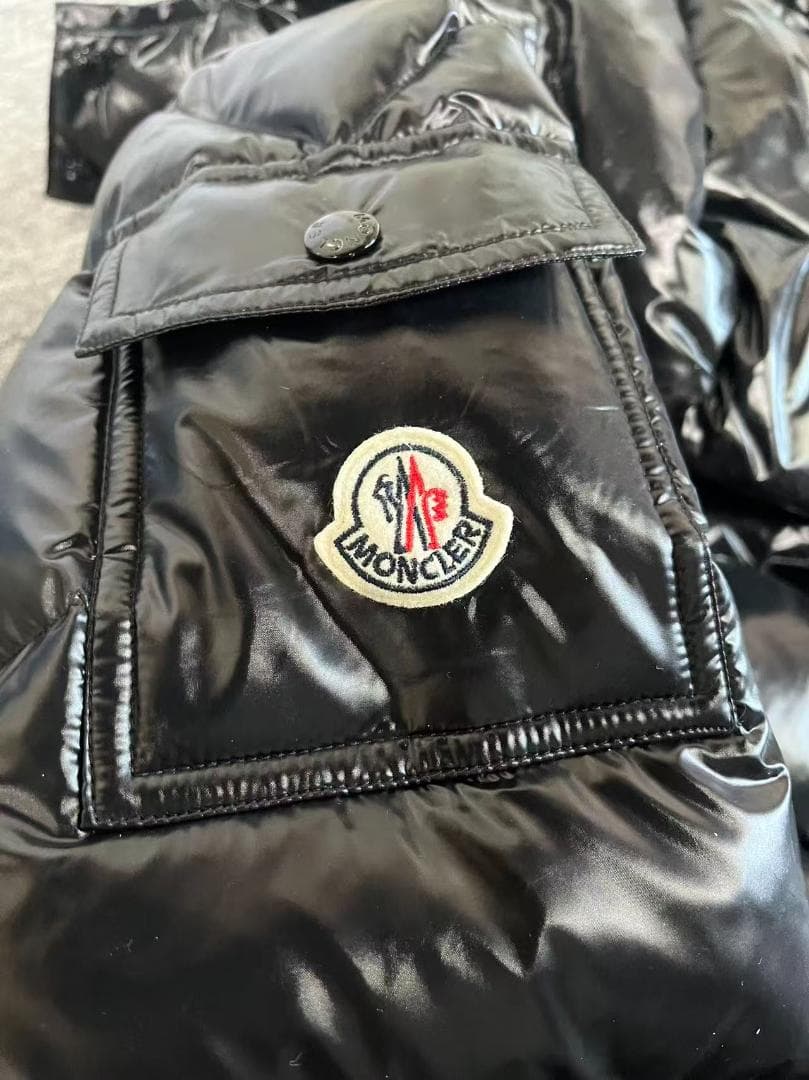 ブラック フード付きダウンジャケット~~~~