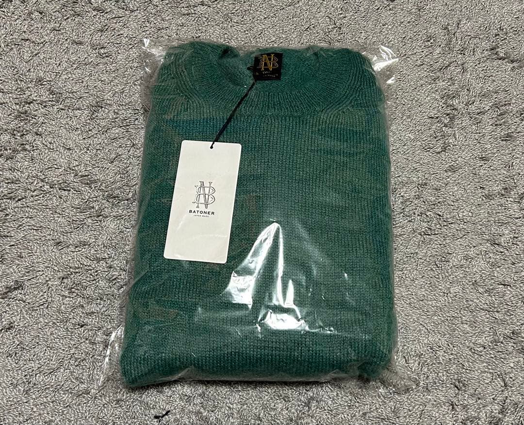 ハ*ン様 BATONER クルーネックセーター