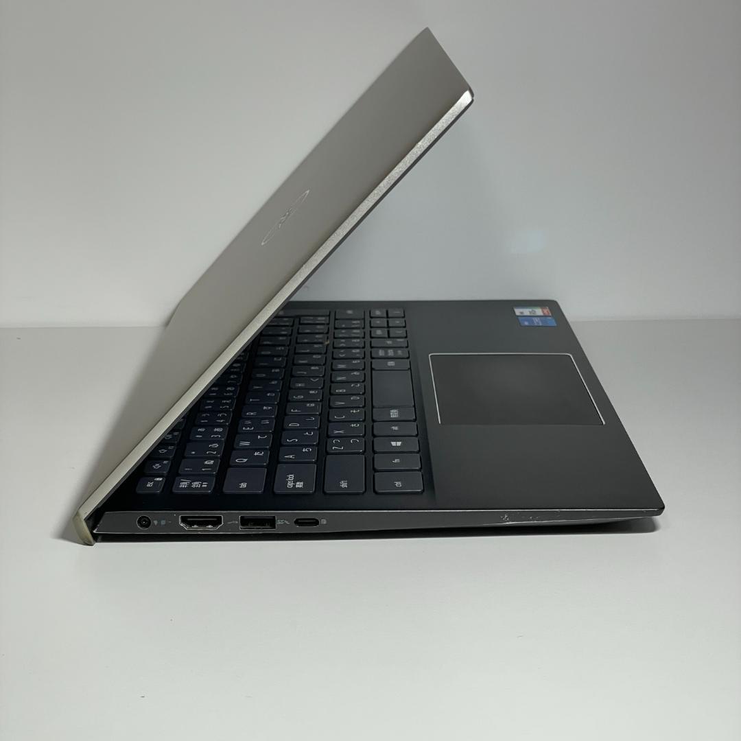 第11世代i5 DELL Vostro ノートPC win11 薄型軽量 SSD