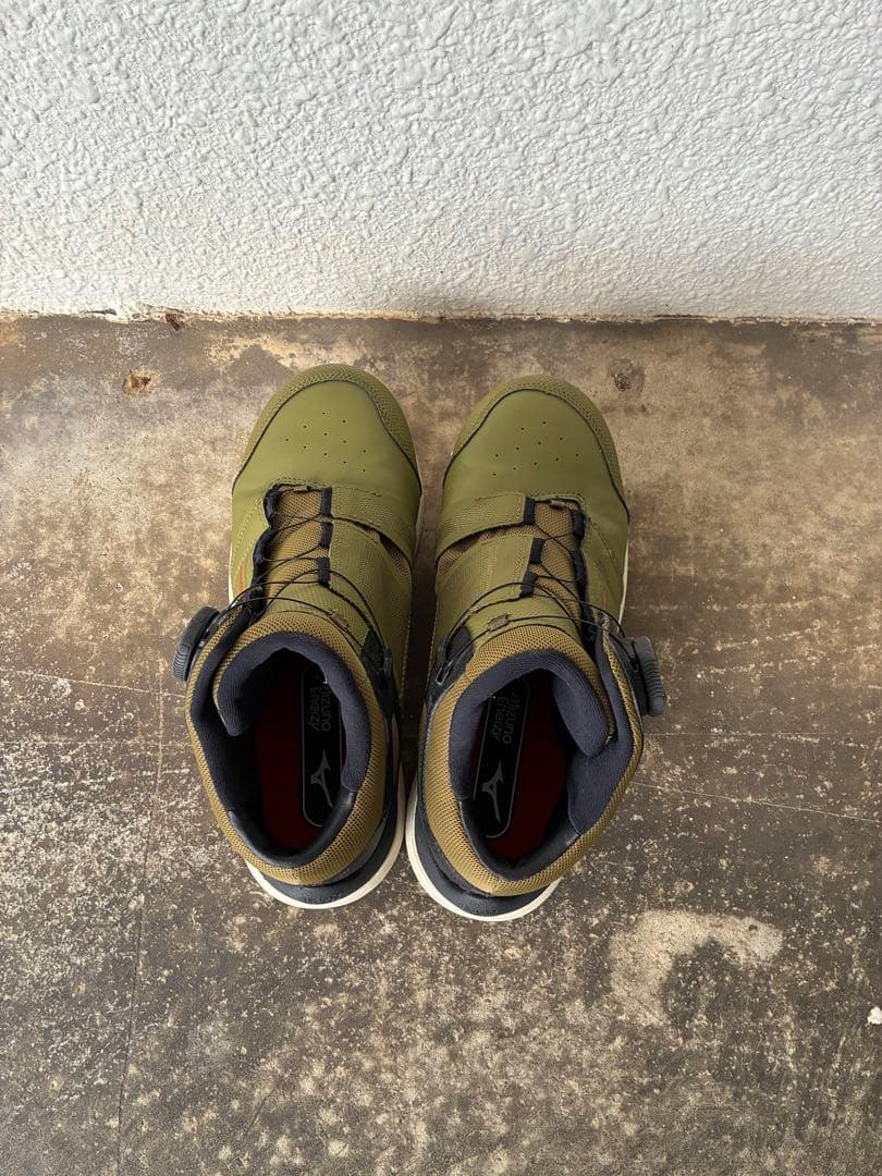 Mizuno 安全靴 オリーブ　ボアシステム