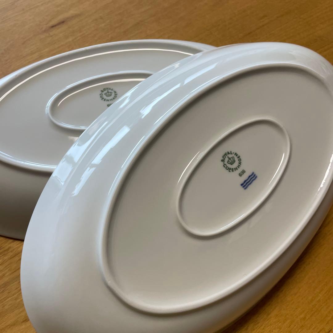 ロイヤルコペンハーゲン　ホワイトパルメッテオーバルディッシュプレート2枚27㎝