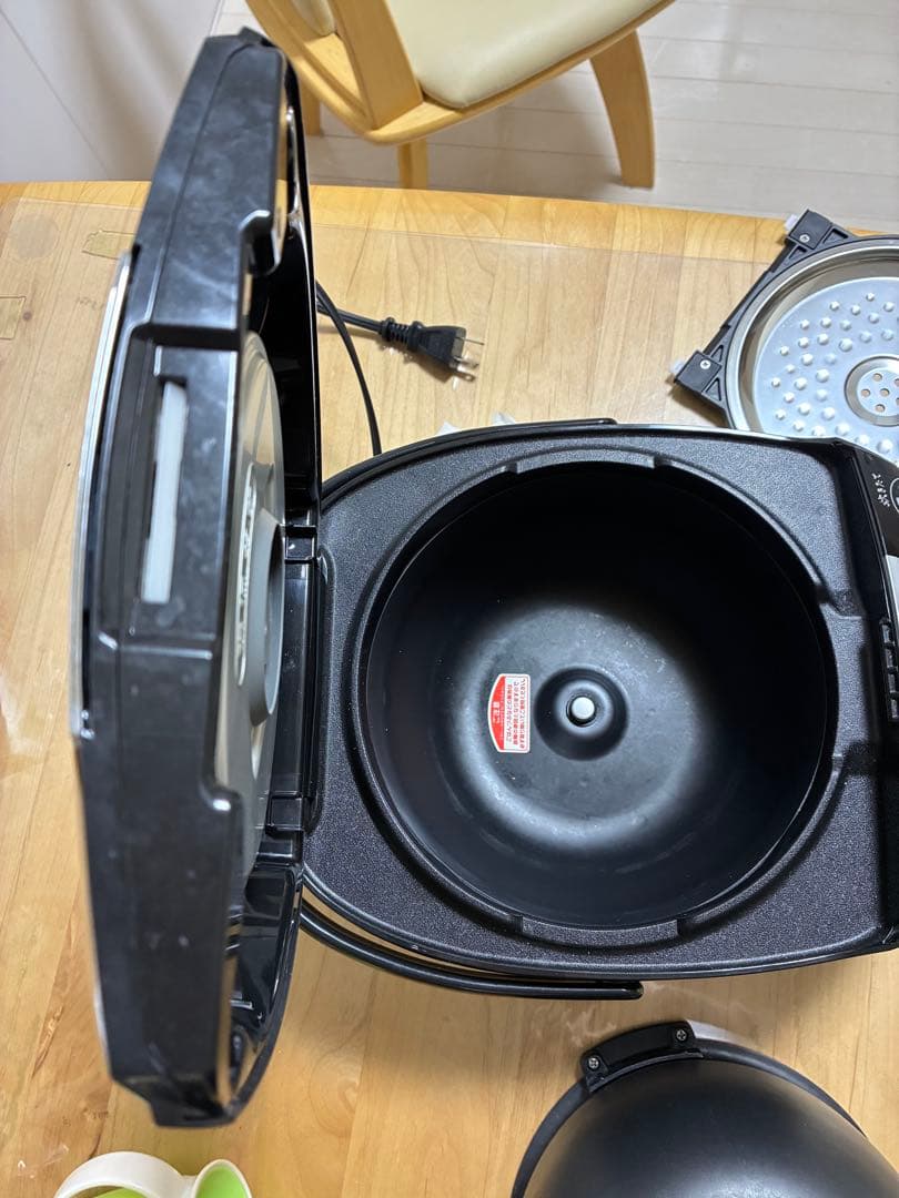 タイガー魔法瓶 IH炊飯ジャー 5.5合炊き JPW-H100 ブラック24年製