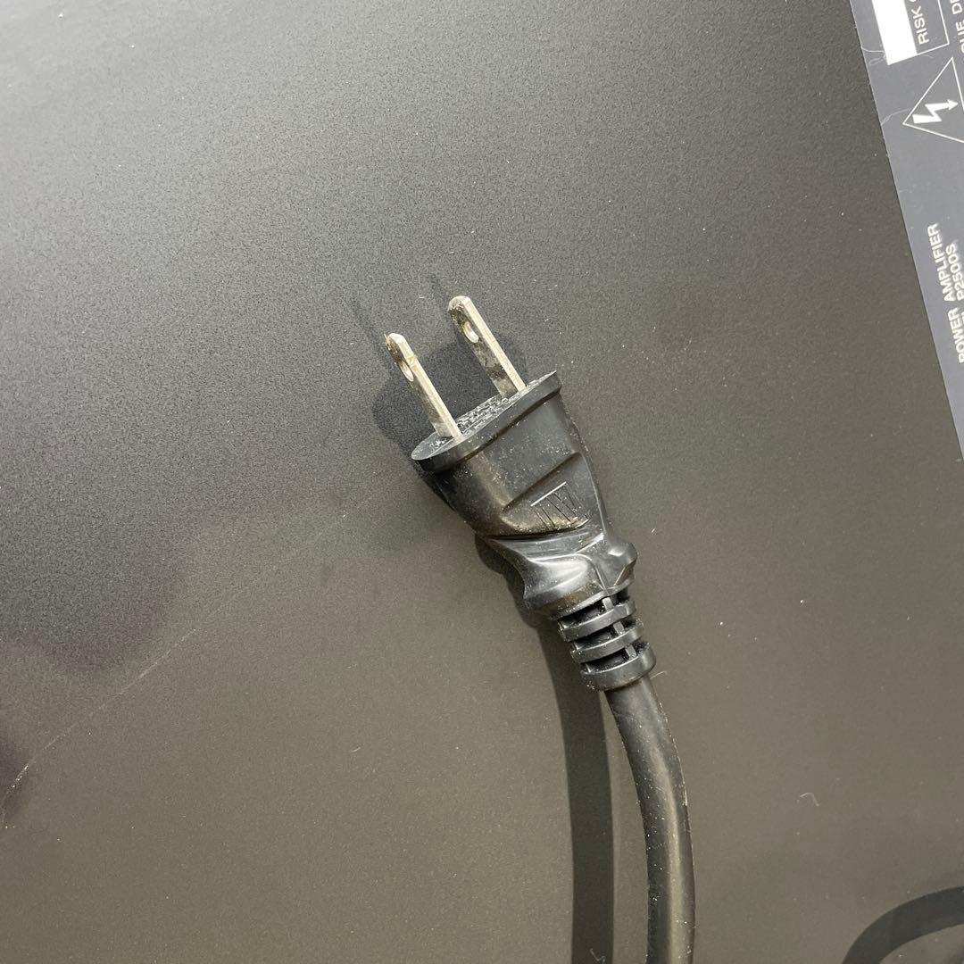 YAMAHAパワーアンプ　P2500S