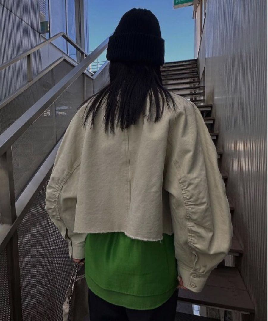 【試着のみ】Ameri MILITARY CURVE BLOUSON