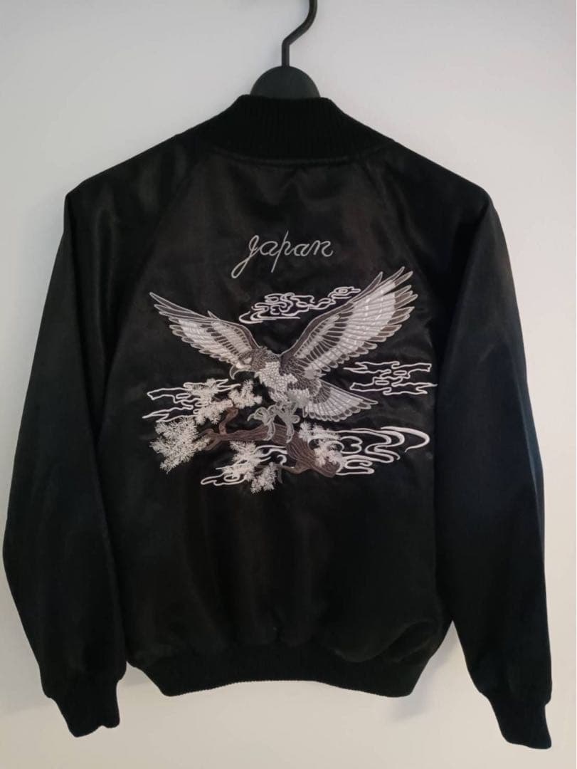 最終値下げ！！黒 スカジャン M 鷲の刺繍 日本