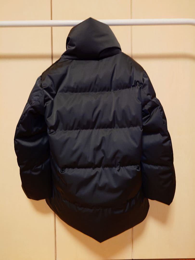 ユニクロ　+J復刻ダウンボリュームジャケット　Lサイズ　ブラック