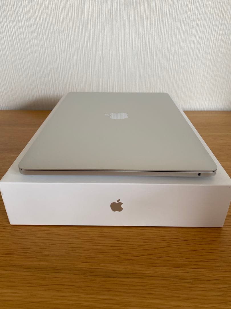 新品未使用 MacBook Pro 2020 本体　付属品完備