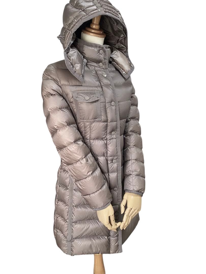 めんま＊MONCLER モンクレール＊高級エルミンヌ お洒落グレージュ