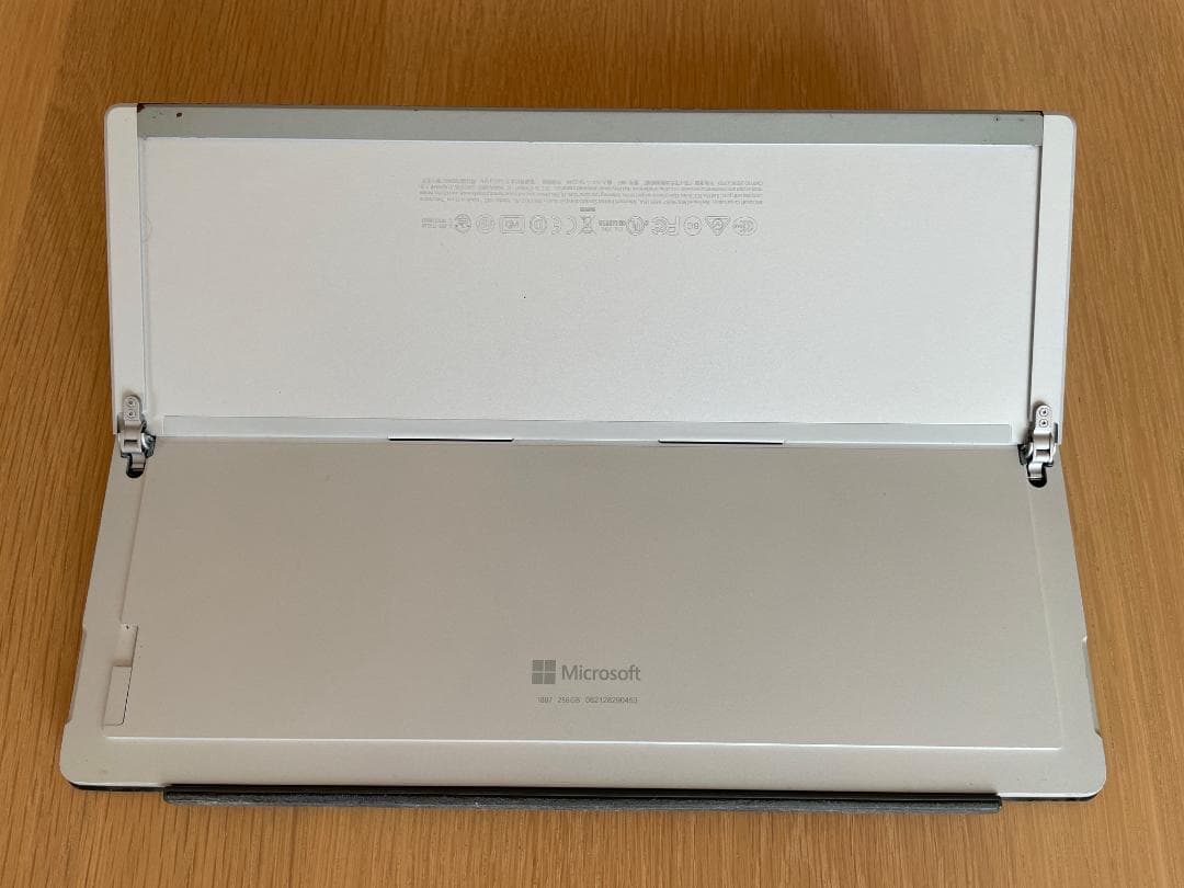Windowsタブレット本体 Surface Pro 5 Core i5 7300U 256GB