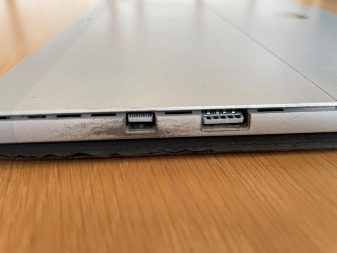 Windowsタブレット本体 Surface Pro 5 Core i5 7300U 256GB