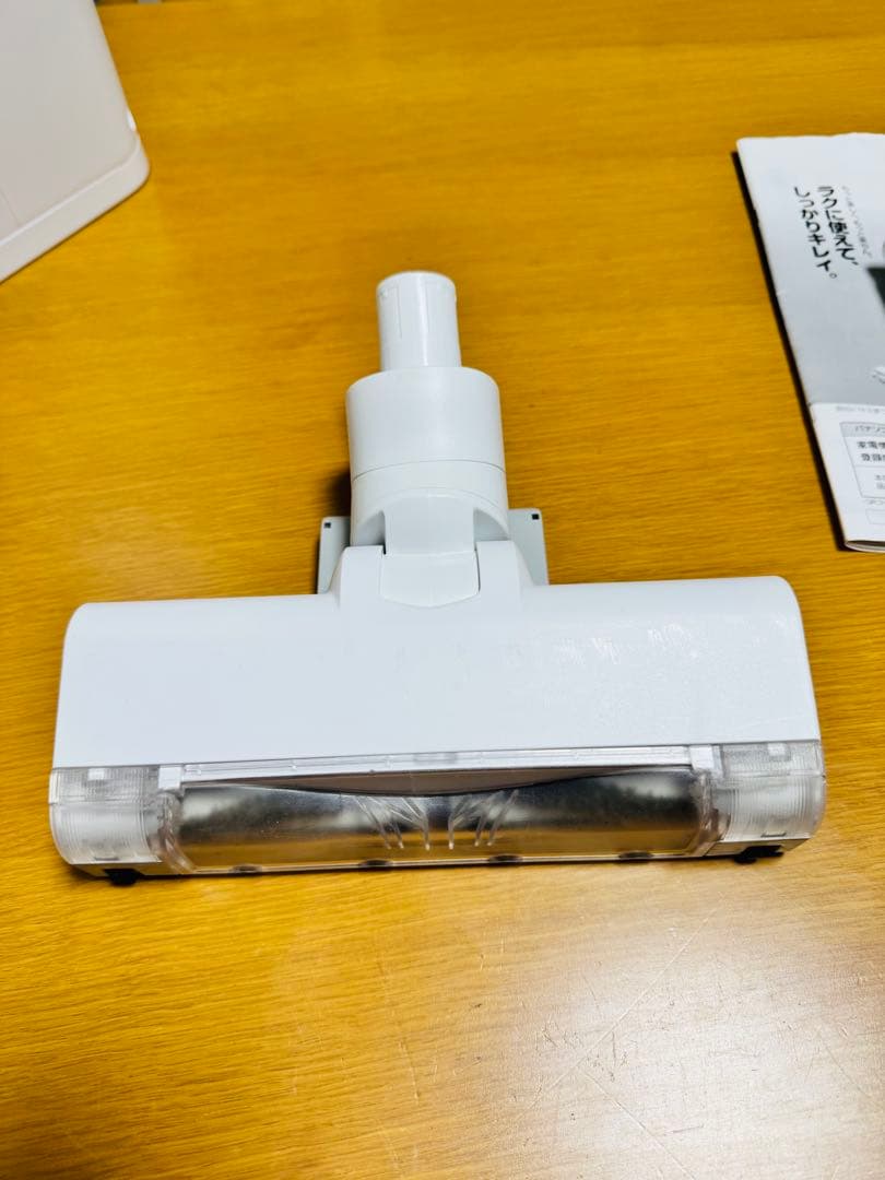 3【送料無料】パナソニック コードレス 掃除機 MC-NS100K 2023年製