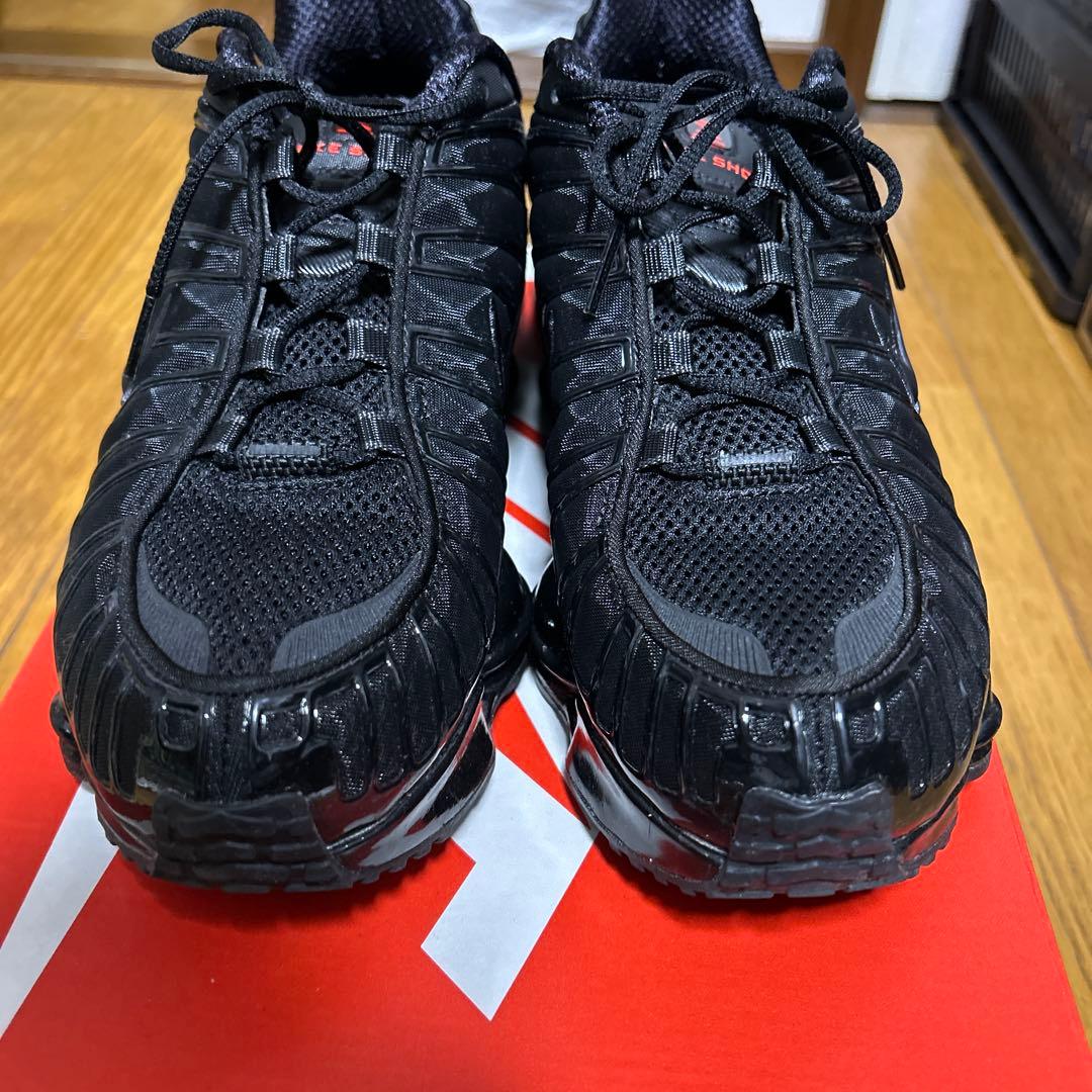 26 SHOX NIKE TL 黒 ブラック スニーカー ナイキ　メンズ