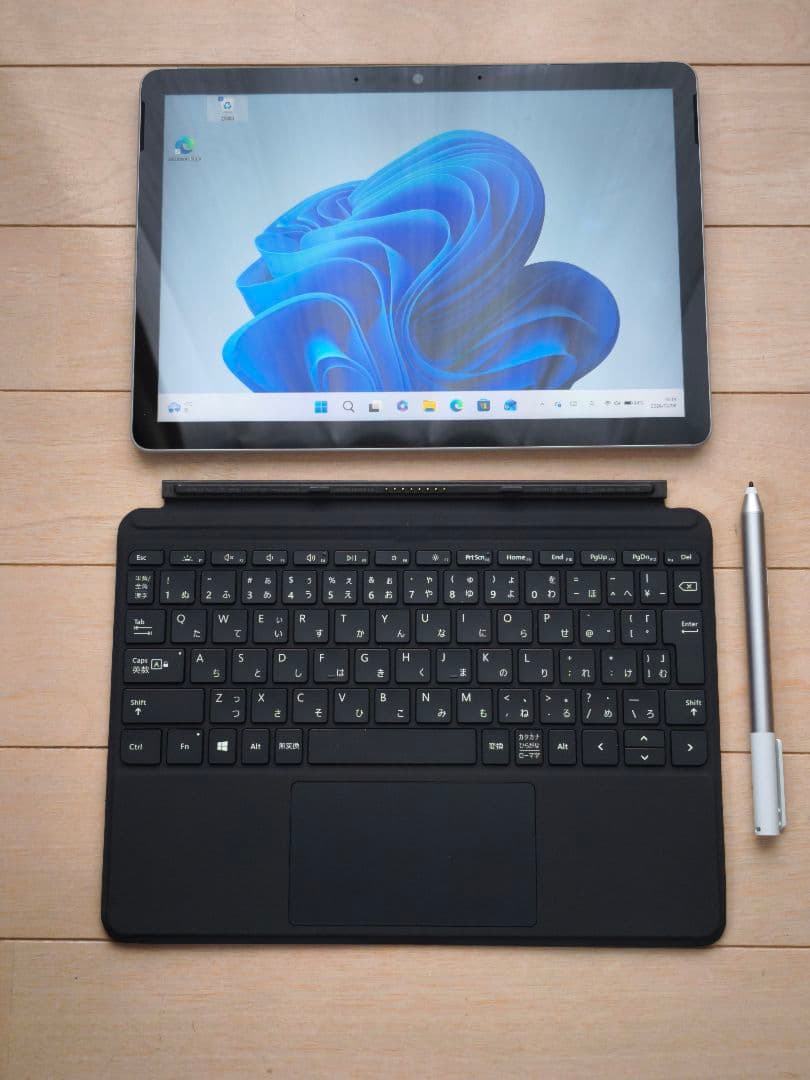 Surface Go3 64GB キーボード・タッチペン付