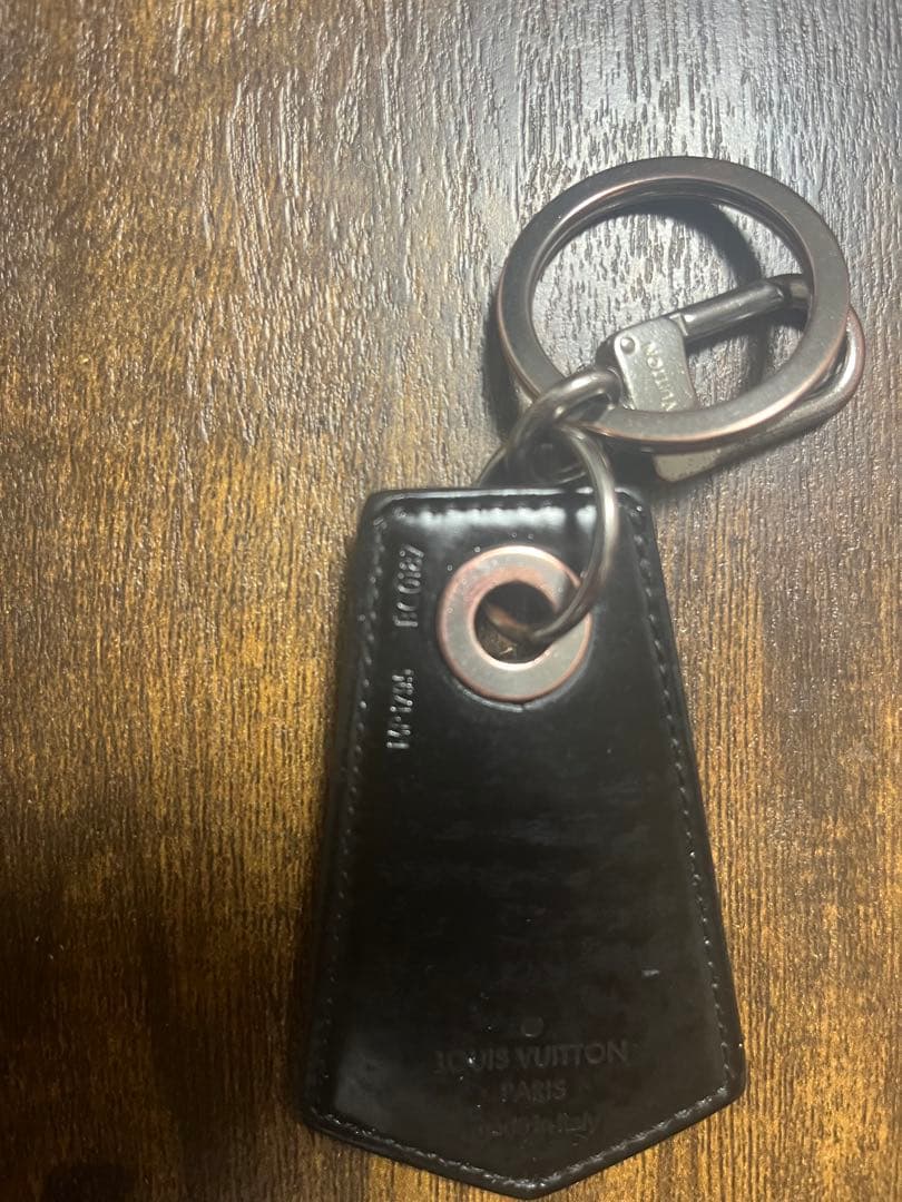 Louis Vuitton グラフィット　キーリング