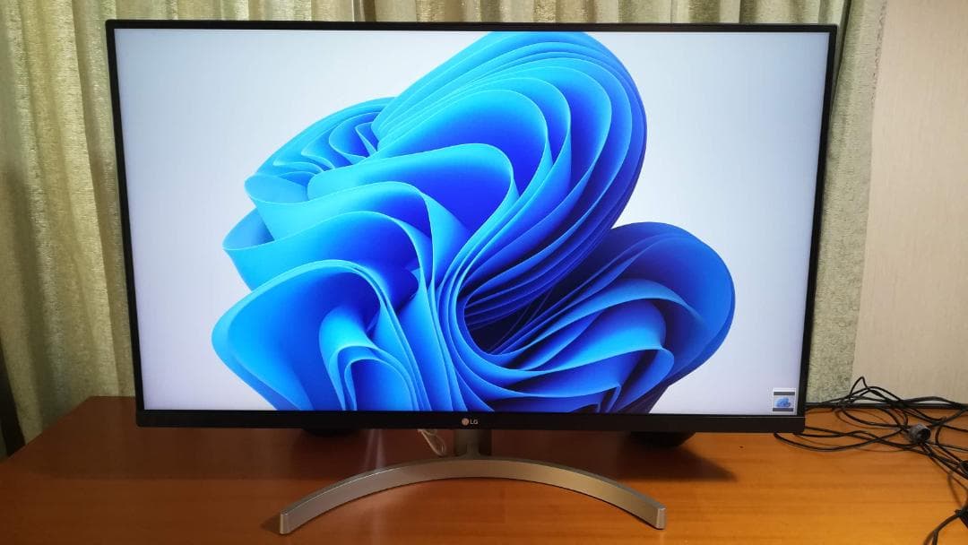 4K LGモニター 31.5インチ【32UN500-W】