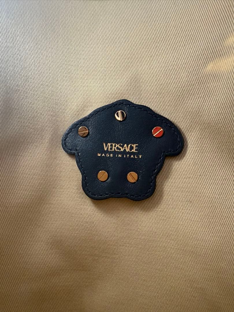 Versace ラ　メドゥーサトートバッグ