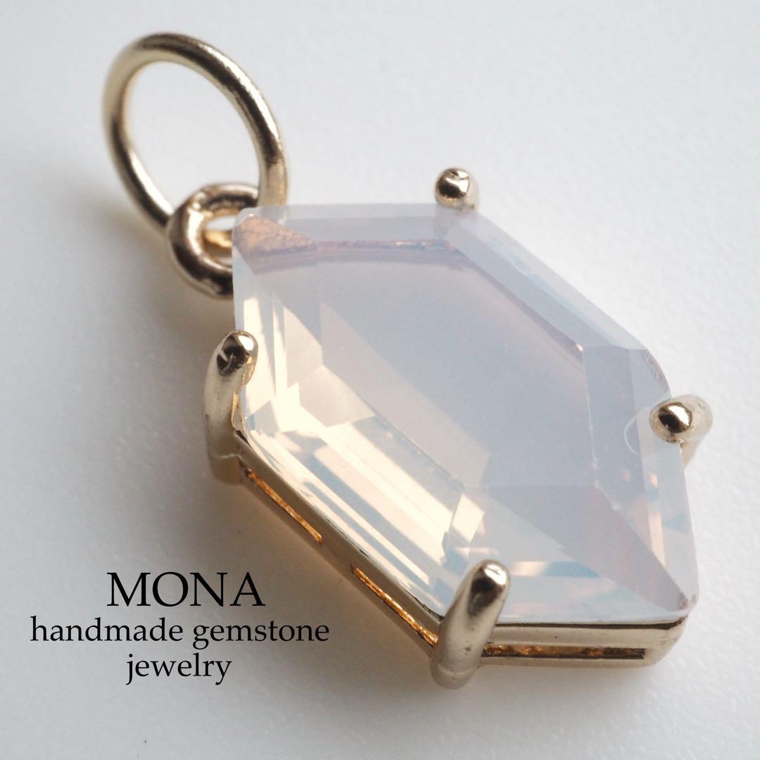 【もも】天然石マルチカラーフローライトの香水瓶ピアス