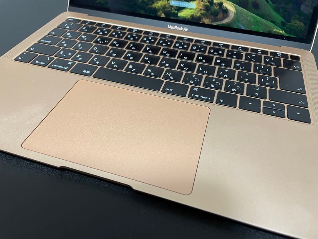 MacBook Air 13インチ　Apple
