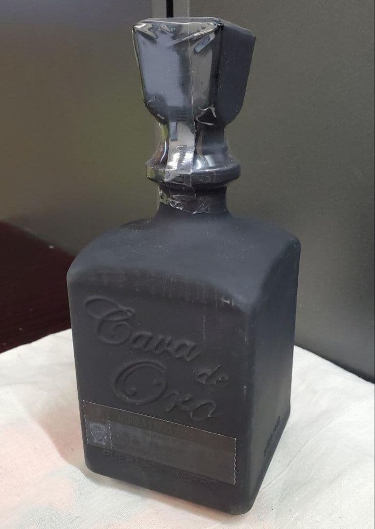 テキーラ 　Cava de Oro カヴァデオロ ブラックエディション