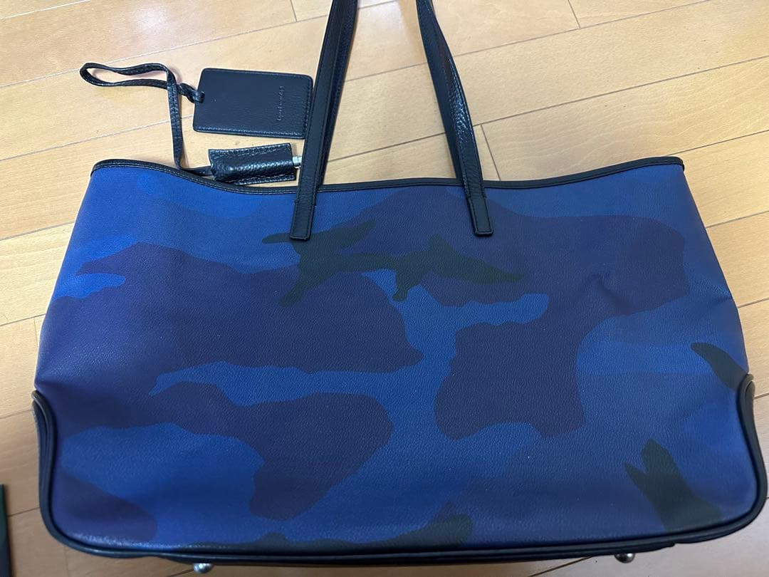 1piu1uguale3 トートバッグ　PELLE MORBIDA レザー