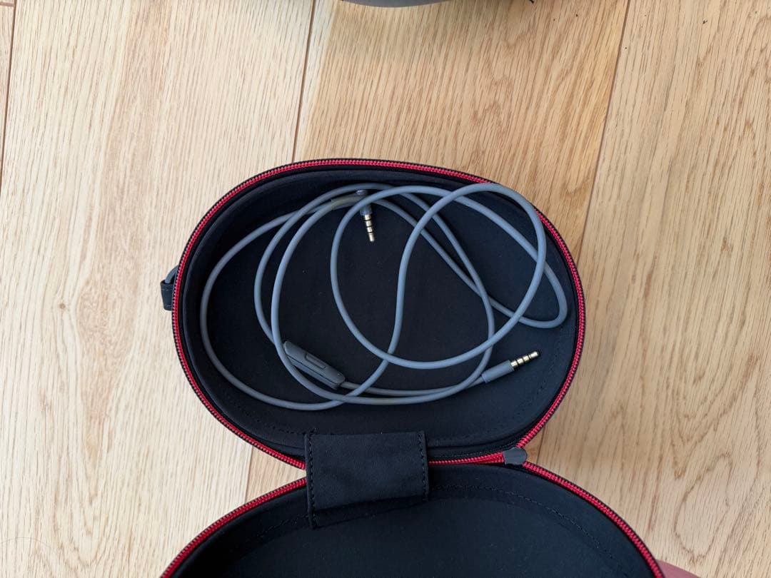 Beats Studio3 Wireless 動作良好 イヤーパッド劣化あり