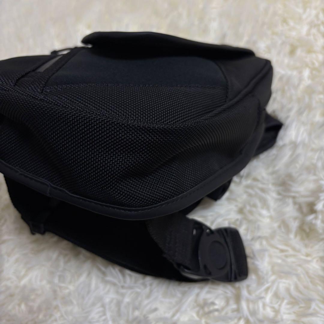 【極美品】クシタニ レッグバッグ ブラックアウト