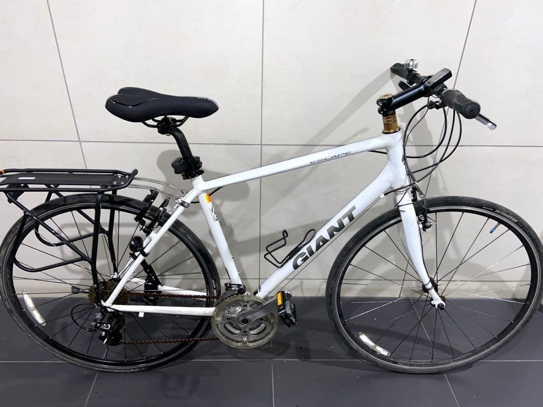 GIANT escape R3クロスバイク　ジャイアント　エスケープrx3自転車