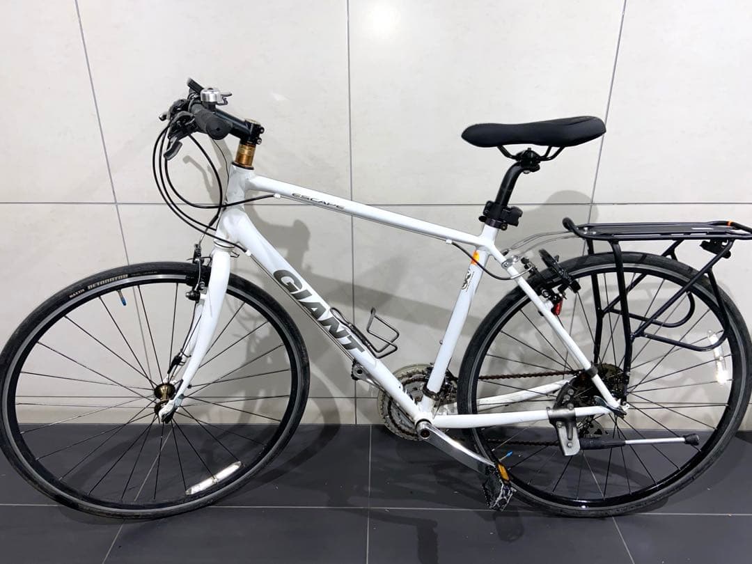 GIANT escape R3クロスバイク　ジャイアント　エスケープrx3自転車