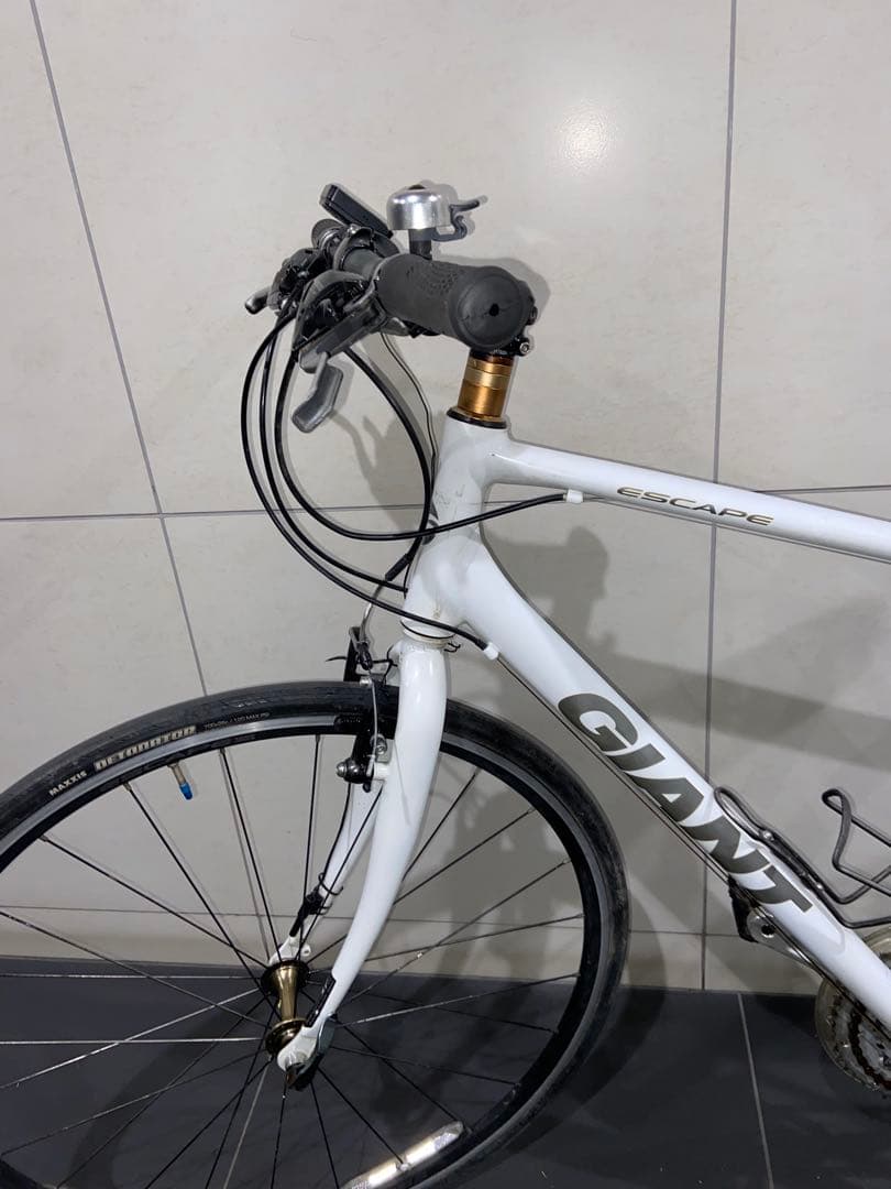 GIANT escape R3クロスバイク　ジャイアント　エスケープrx3自転車