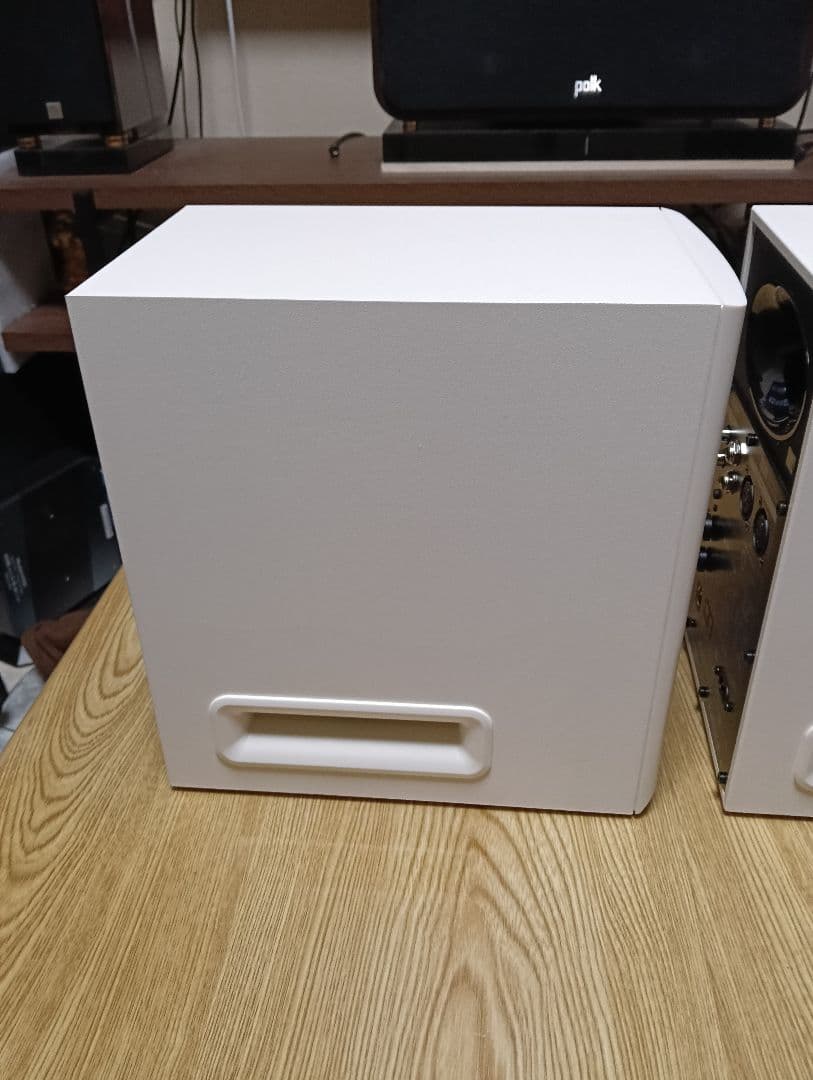 新品同様 EDIFIER AR5 ホワイト スピーカー