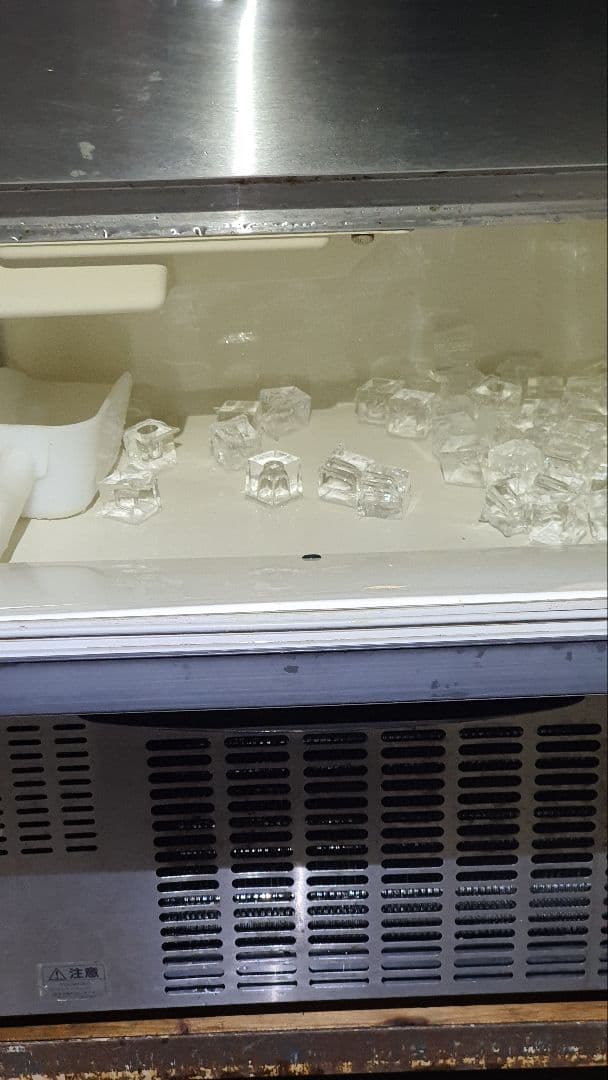 三洋全自動製氷機　SIM-S48A