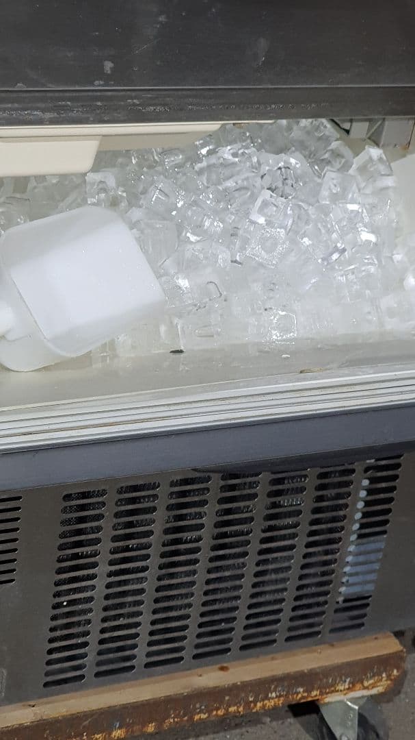 三洋全自動製氷機　SIM-S48A