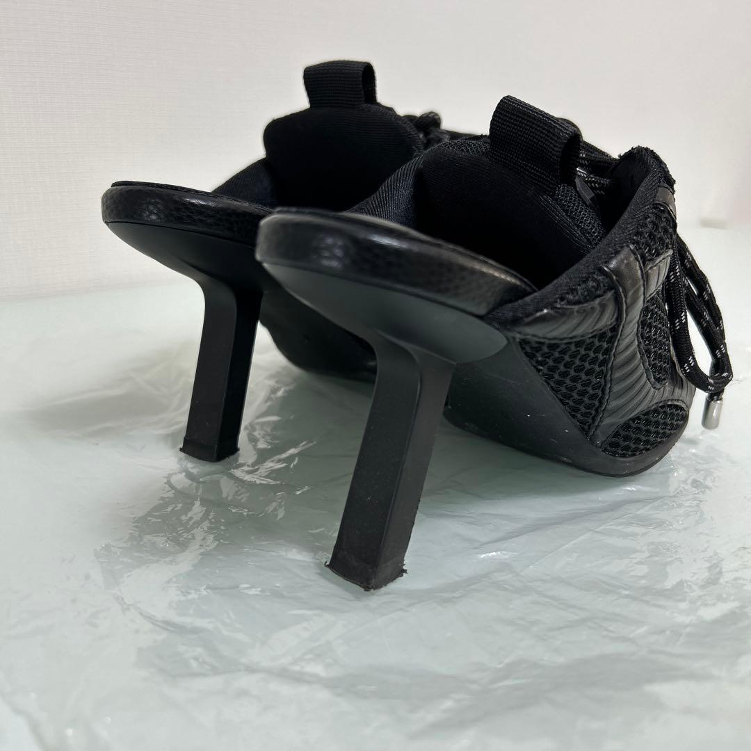 YELLO ブラック　スニーカーミュール（22.5cm）