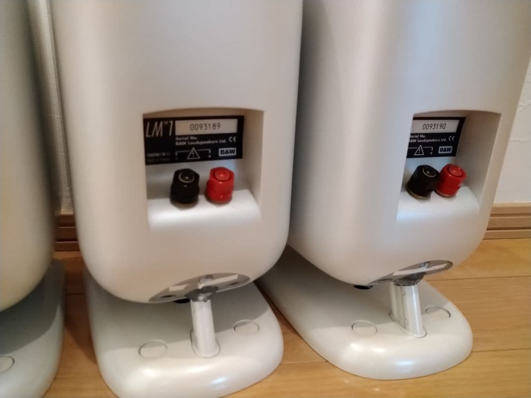 B&Wブックシェルフスピーカー/LM1