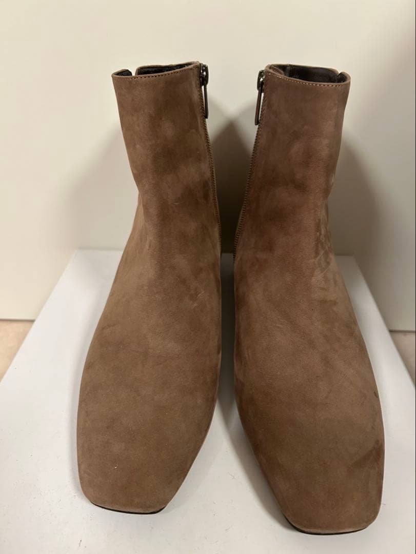 HIMIKO サイドVカットショートブーツ　641412