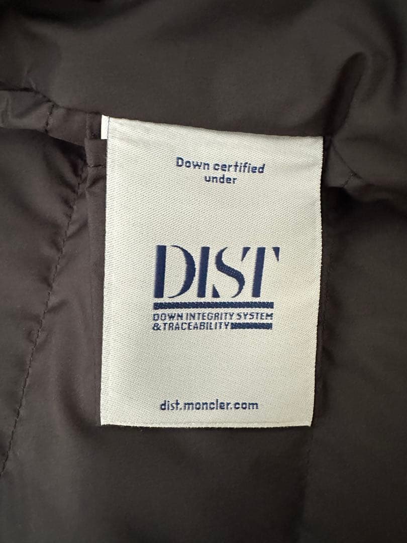 モンクレール　CERCES ライトダウンベスト　サイズ2