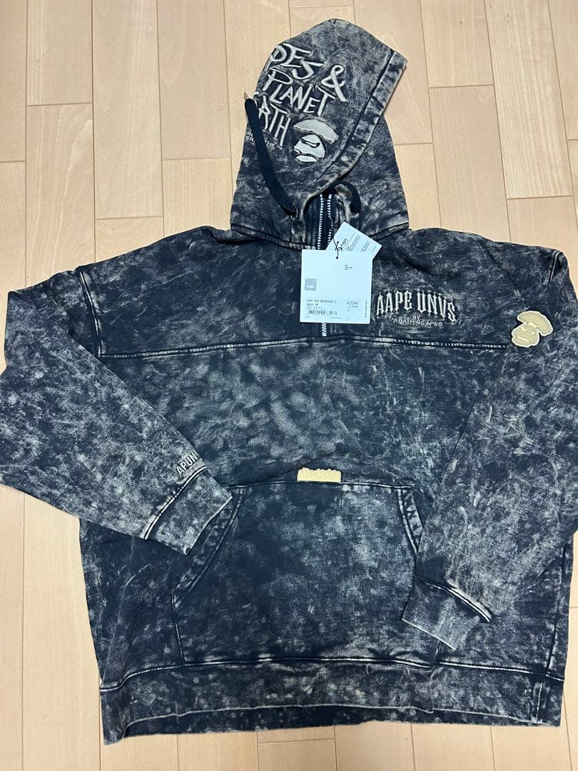 未使用　タグ付き　 A BATHING APE ジップ付き