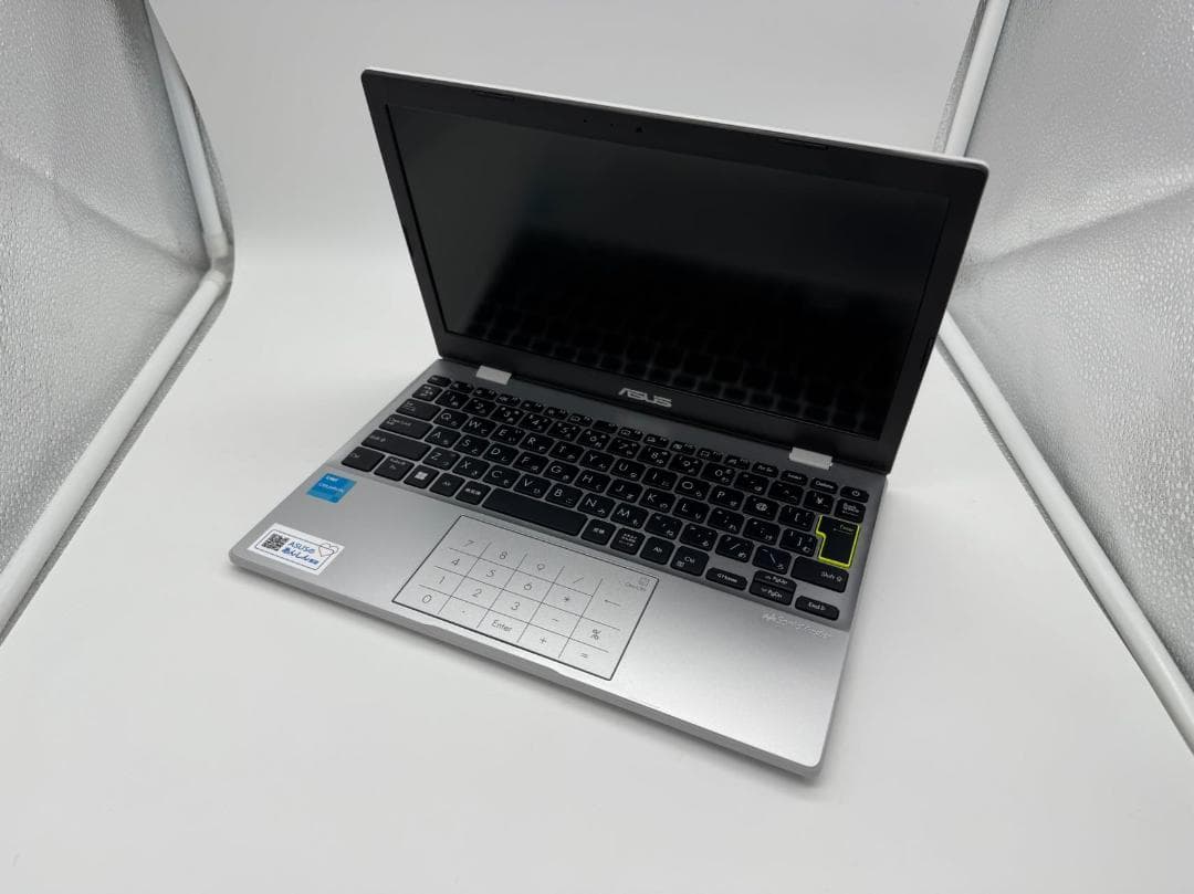 未使用近い ASUS E210KA Office2021付き