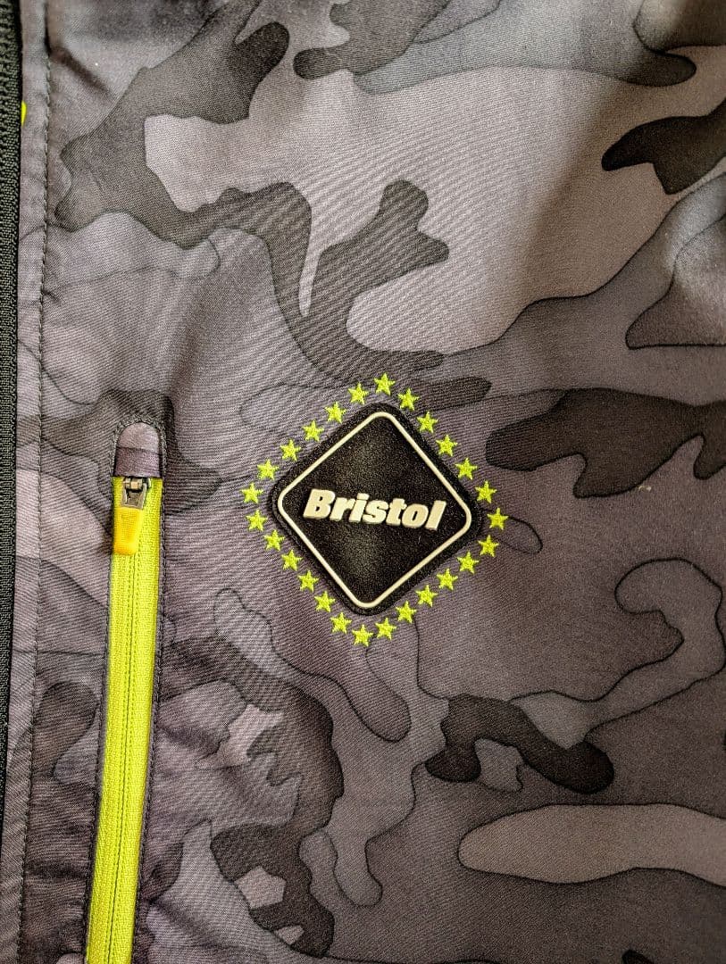 F.C.Real.Bristol 迷彩柄 ナイロンジャケット