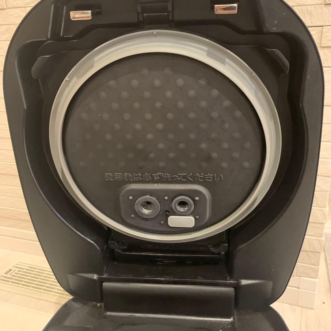 2023年製 タイガー 圧力IH 5.5合 JPH-G100K