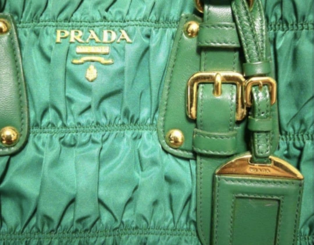 PRADA ハンドバッグ　2way ギャザー　グリーン　ショルダー　ゴールド金具