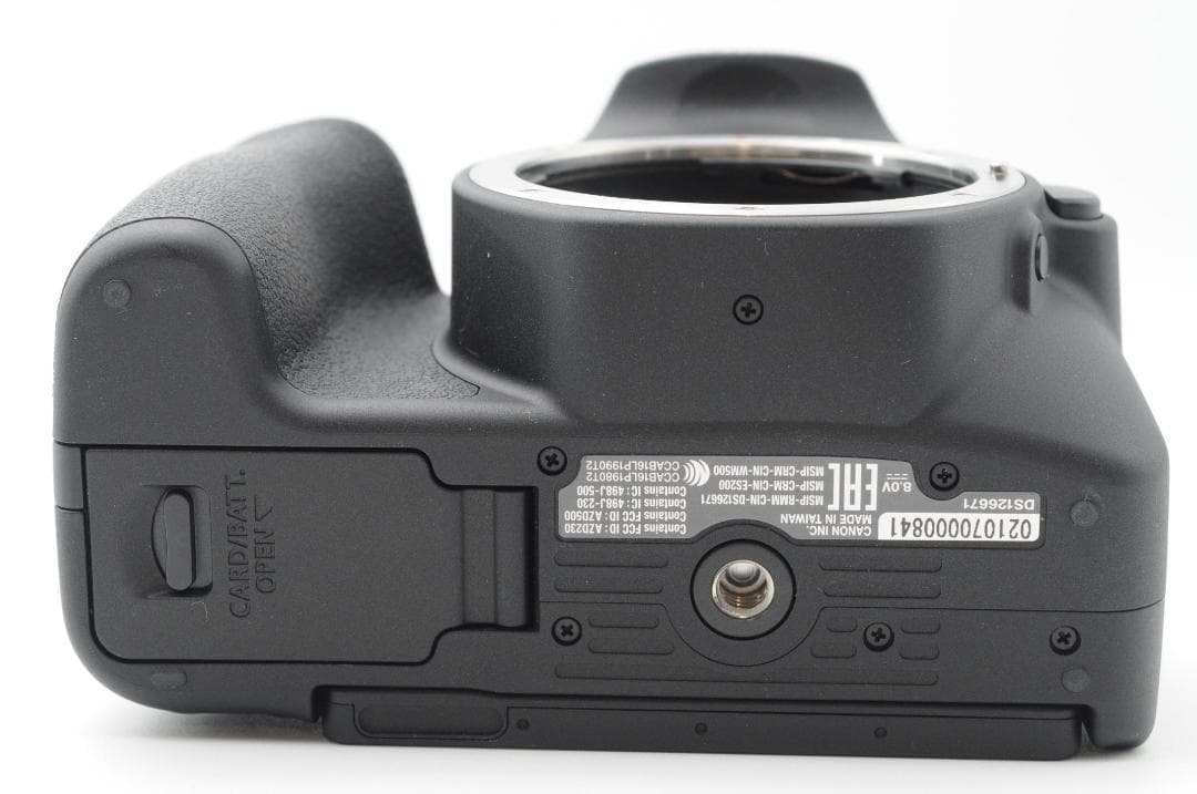 ▲新品級③▲夏ボーナスSALE Canon EOS Kiss x9 ダブルレンズ