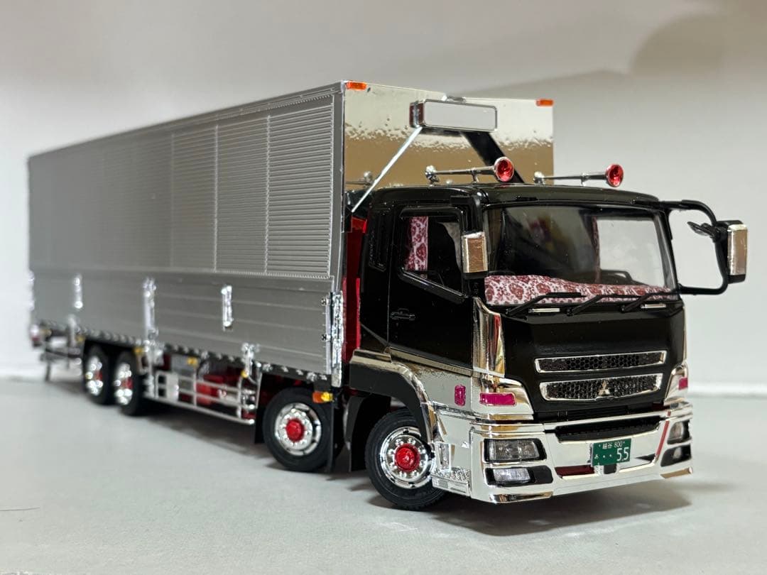 週末限定値下げ！1/32デコトラプラモデル スーパーグレート4軸低床冷凍ウイング